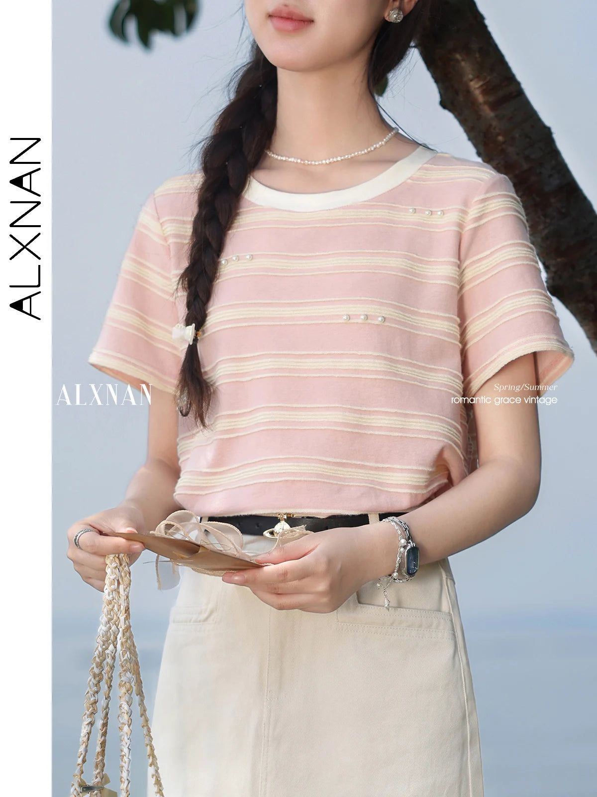 ALXNAN Plus Size Women's Pink Striped T-shirt Elegant Sweet Loose-fit Cotton T-shirt Round Neck Short Sleeve Tops L55319 D10639