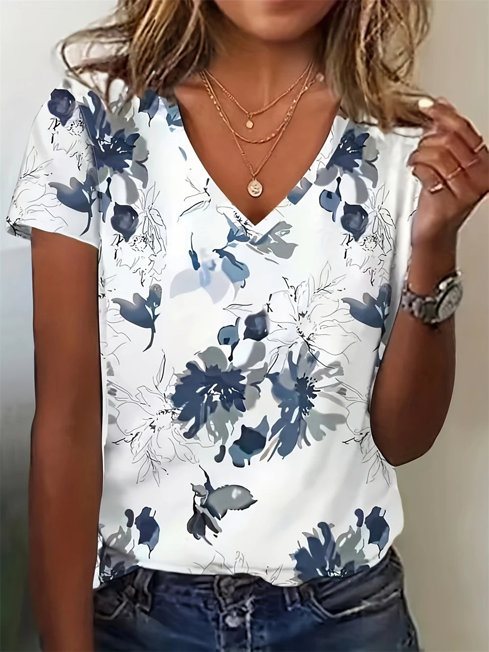 Summer Large Size Women's T-Shirt Fashion Blue Flowers Print Leisure Elegant V-Neck T-Shirt Daily Comfortable Women's T-Shirt