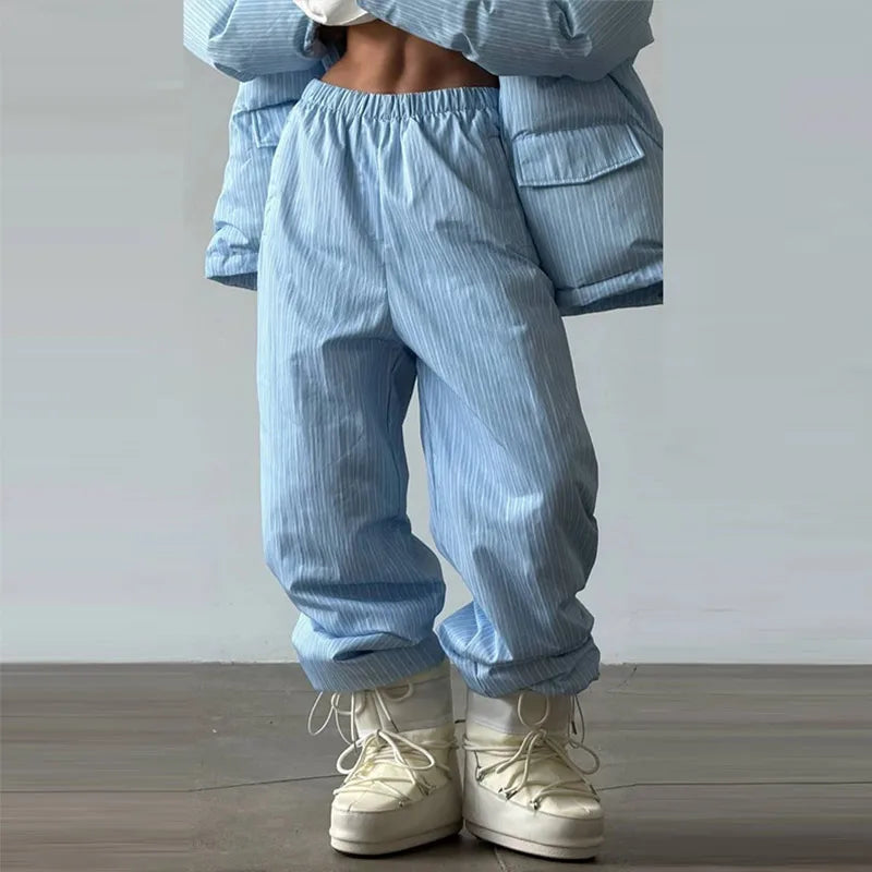 2026 Women Vertical Striped 2‑Piece Winter Outfit Detachable Hood Puffer Jacket Drawstring Baggy Snow Pants Warm Matching Sets
