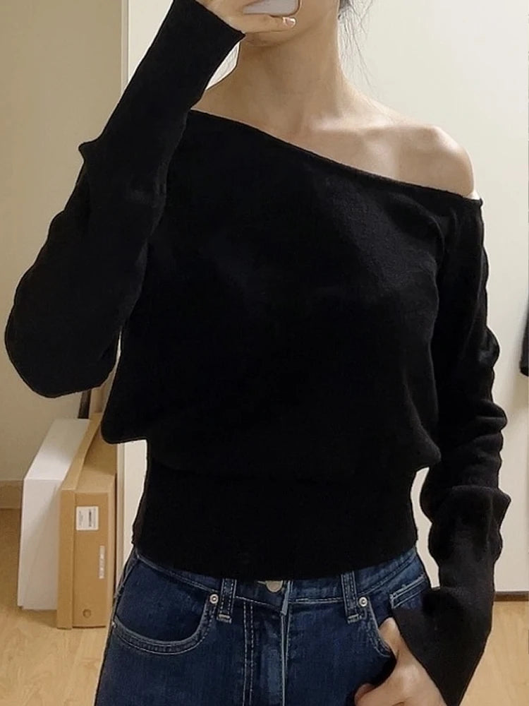 Autumn Winter New Solid Off-Shoulder Sweater Slash Neck Long Sleeve Knitted Pullovers Fashionable Commuting Versatile Short Top